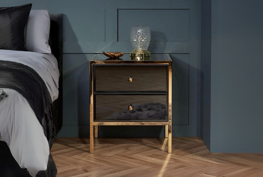 5 Ways to Clean Your Glass Table Streak Free blog - 02