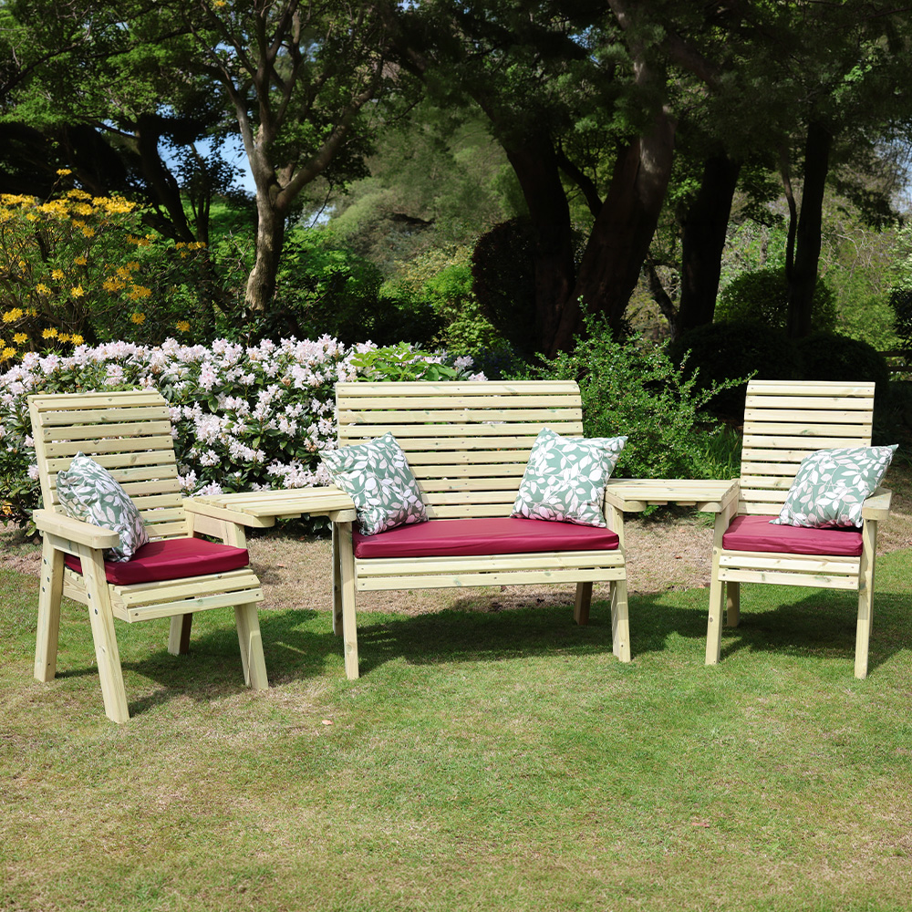 Styling Your Garden for Every Season